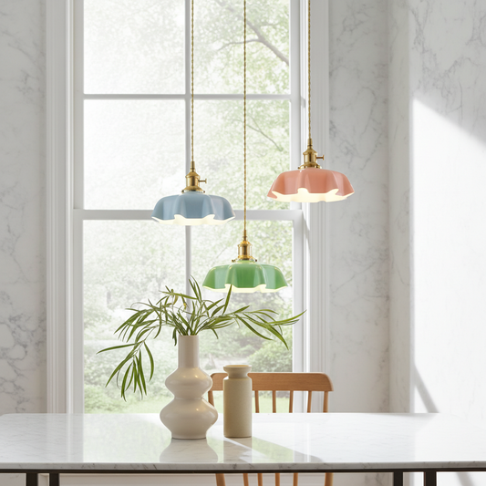 LustraBelle – Contemporary Brass Pendant Lamp for Stylish Spaces